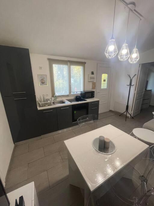 Ferienwohnung Appart T2 Proche Aeroport Roissy Tremblay-en-France Exterior foto